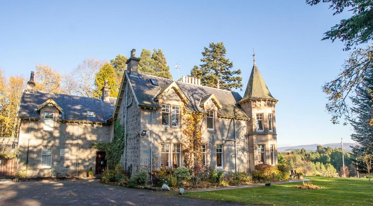 Tigh Na Sgiath Country House Hotel Grantown-on-Spey Exteriör bild