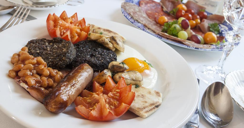 Tigh Na Sgiath Country House Hotel Grantown-on-Spey Exteriör bild